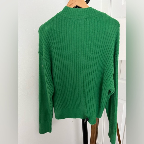 NWT FREE PEOPLE Cocoa Henley Rib Sweater In Rolling Hills MSRP $108 XS Oversized - Picture 8 of 8